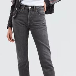 Dark grey Levi’s 501